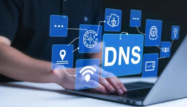 DNS update service